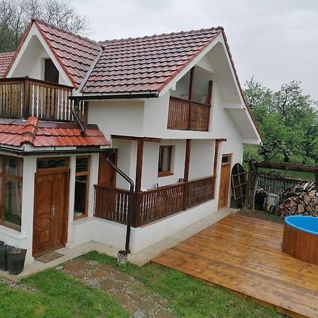 Casandi Ciresu Dış mekan fotoğraf